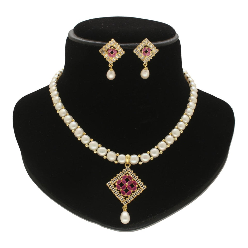 J Pearls Tanvi Pearl Necklace Set
