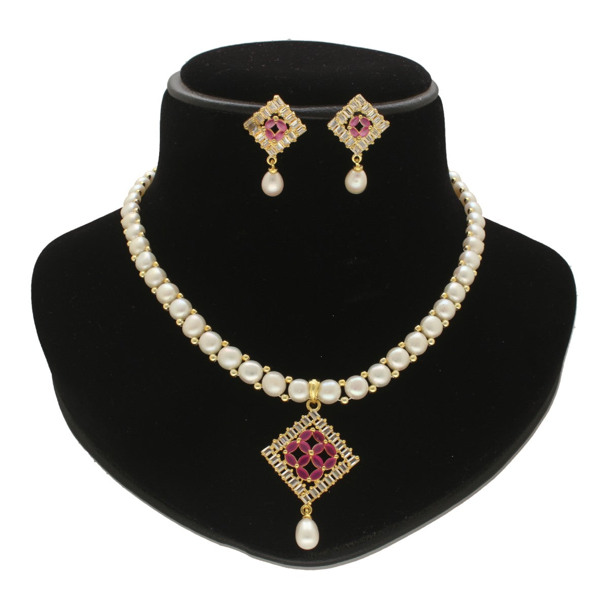 J Pearls Tanvi Pearl Necklace Set