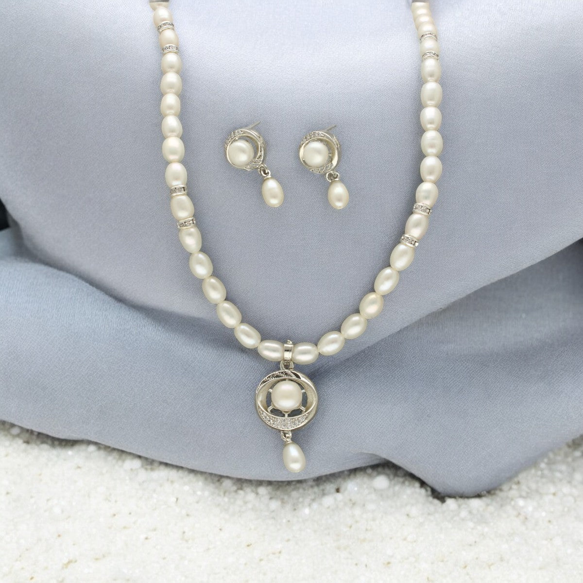 J Pearls Brinda Pearl Necklace Set