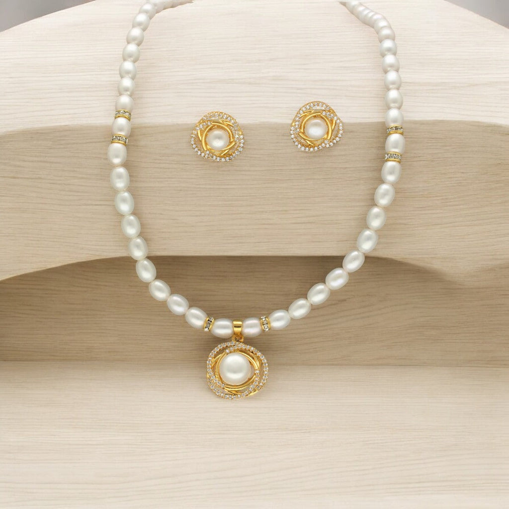 J Pearls Vihara Pearl Necklace Set