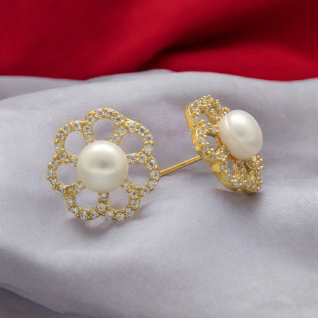 J Pearls Wyra Pearl Earrings