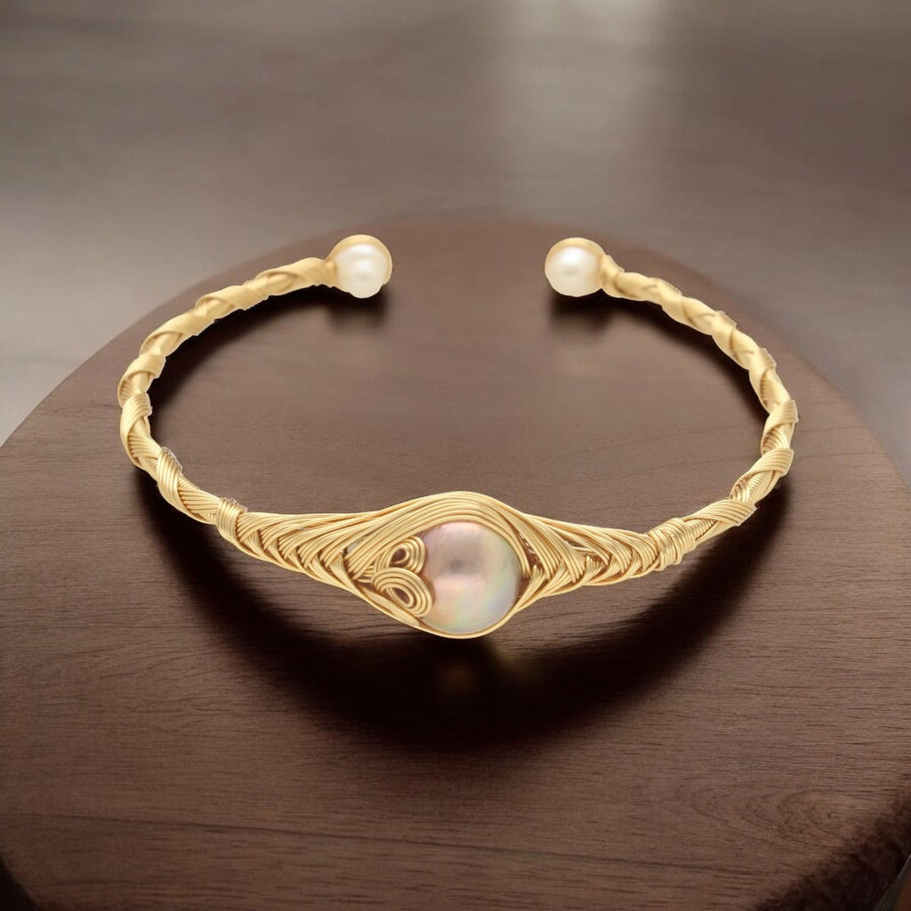 J Pearls Opulent Pearl Bracelet - Distacart