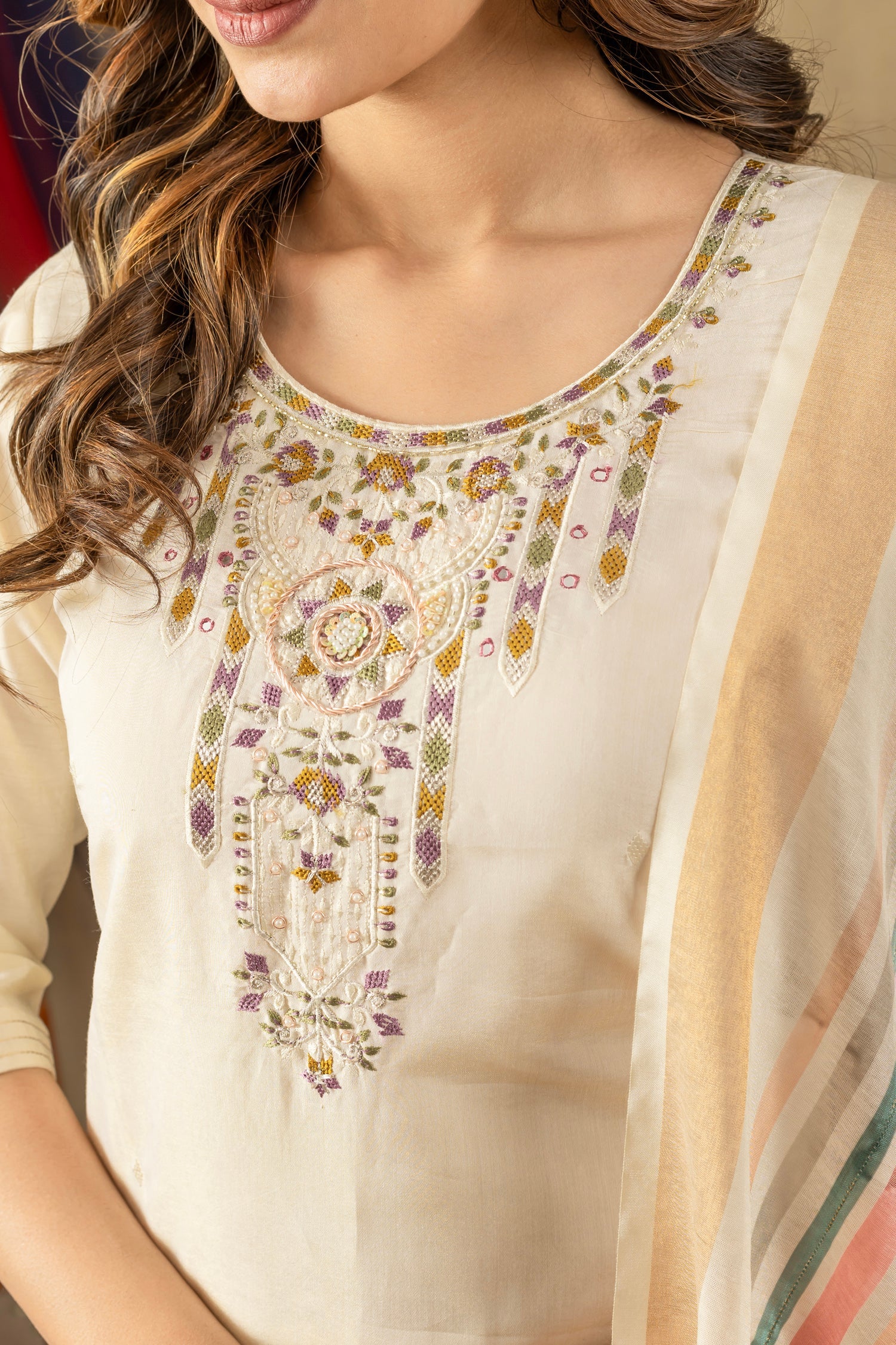 Lorenvalley Fashion Offwhite Shimmer Gold Silk Multi Embroidery Thread With Hand Work Kurta Pant Dupatta - Distacart