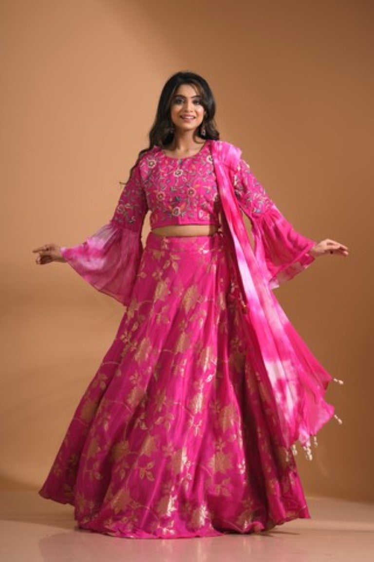 Morchari Crop Top With Tie & Dye Dupatta Hand Embroidery - Pink
