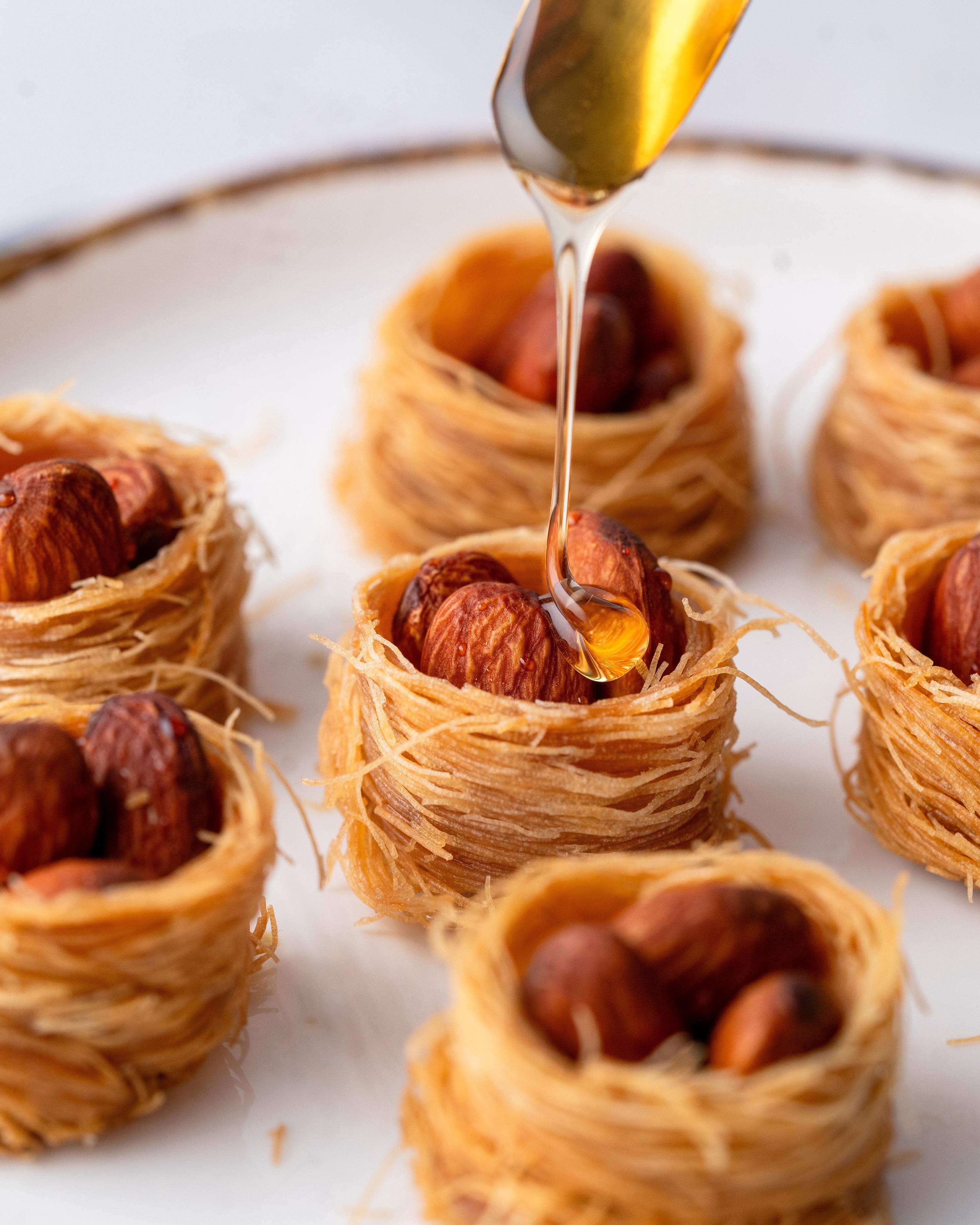 Gourmet Baklava Grandeur Gift Box - Distacart