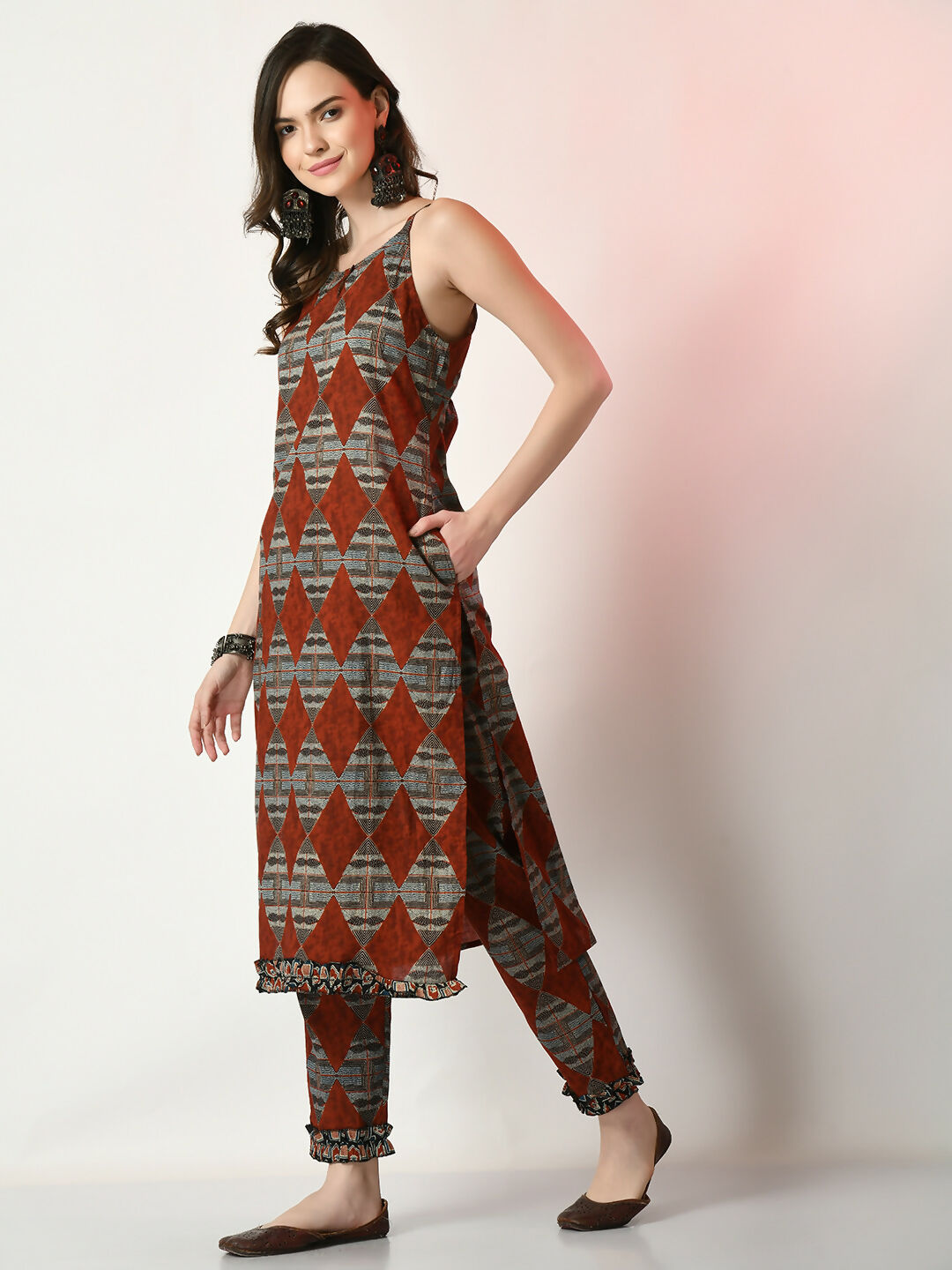 Myshka Women's Multi Printed Kurta With Trousers