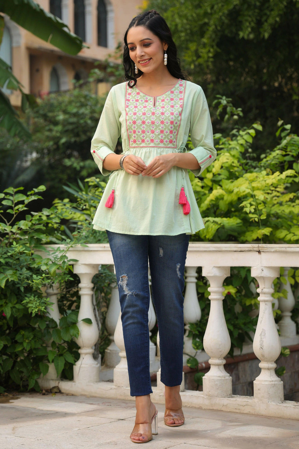 Juniper Women's Green Cotton Dobby Solid Embroidered Straight Tunic - Distacart