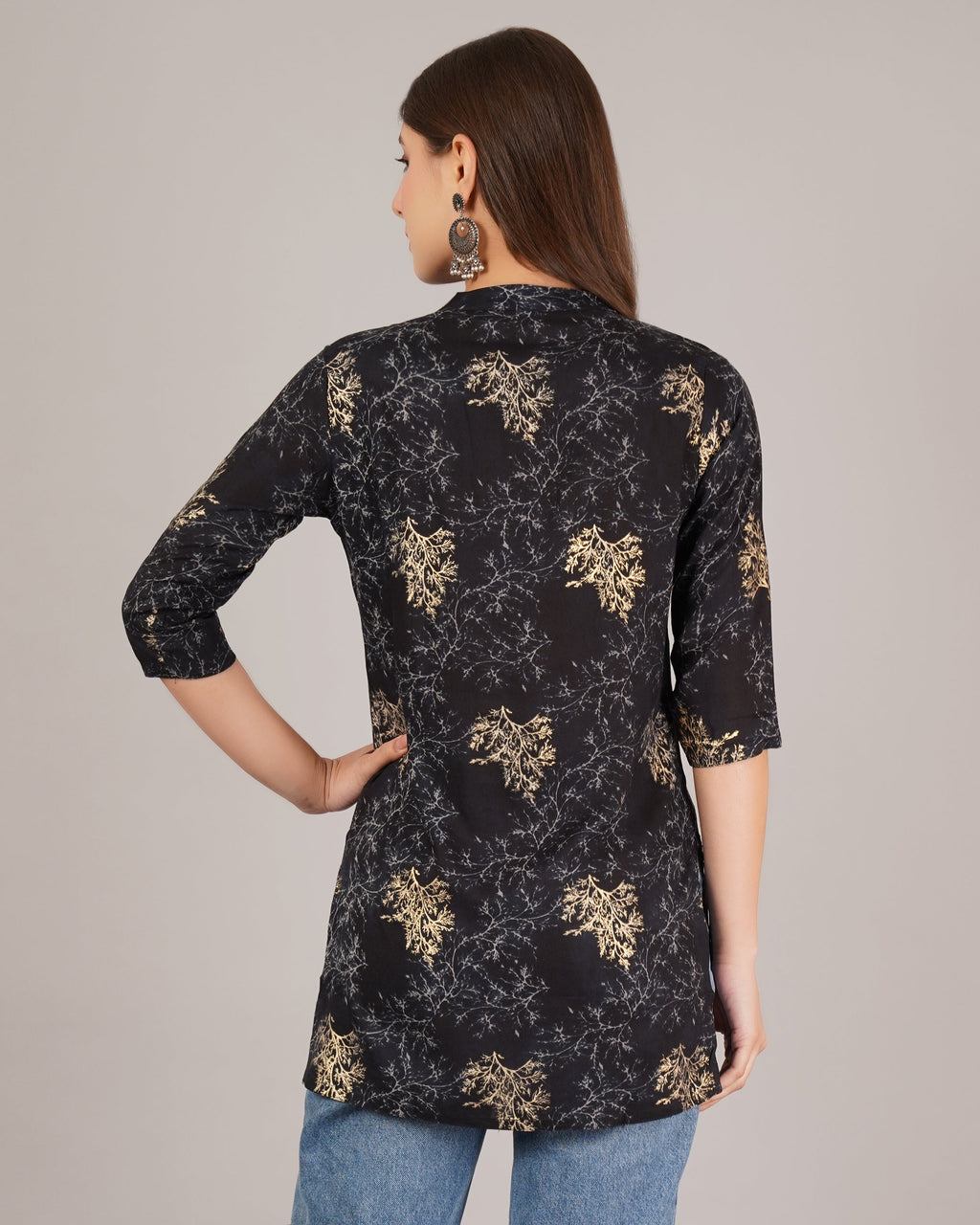 Jaitra Apparels Women Printed Rayon Straight Kurta (Black) - Distacart