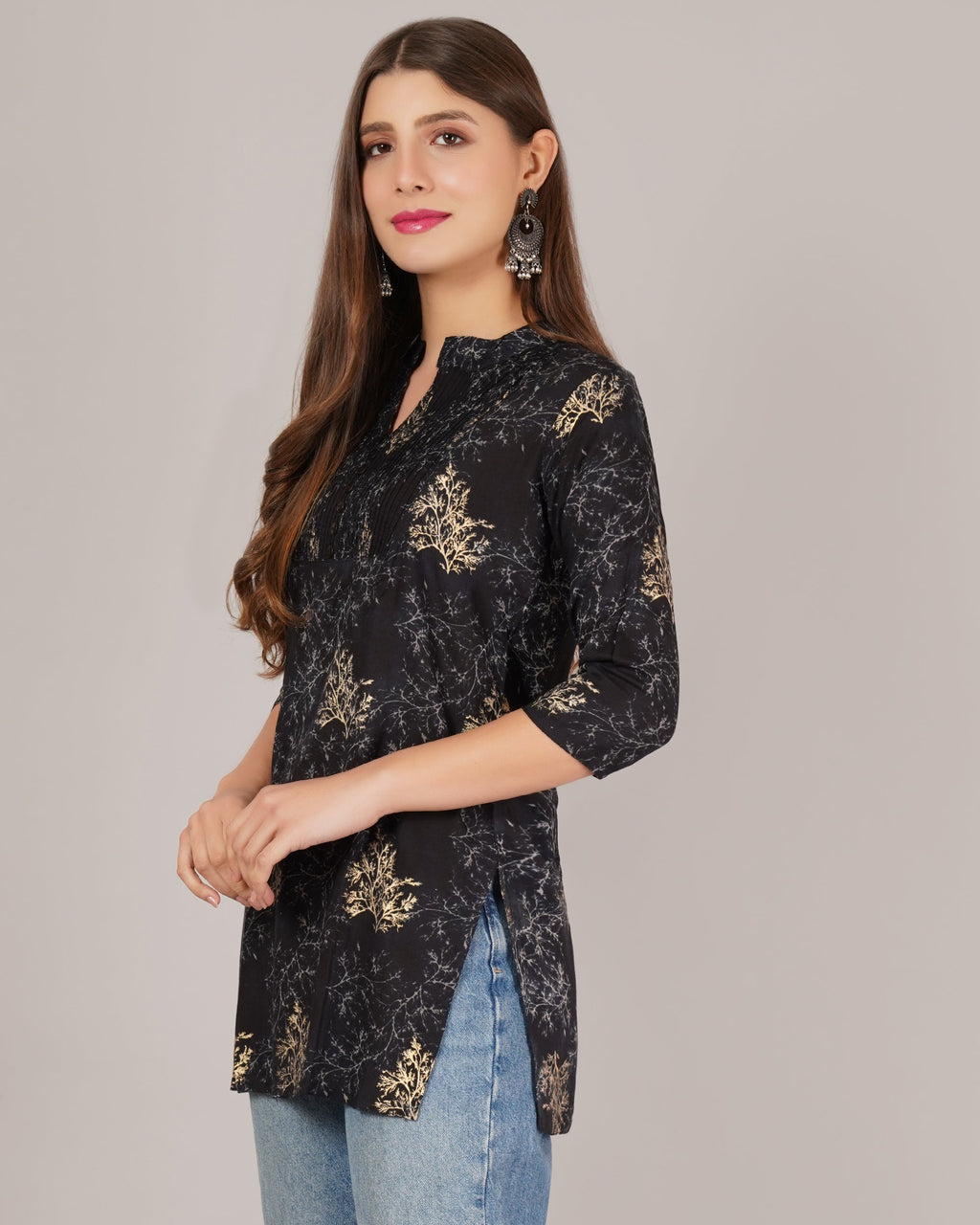 Jaitra Apparels Women Printed Rayon Straight Kurta (Black) - Distacart