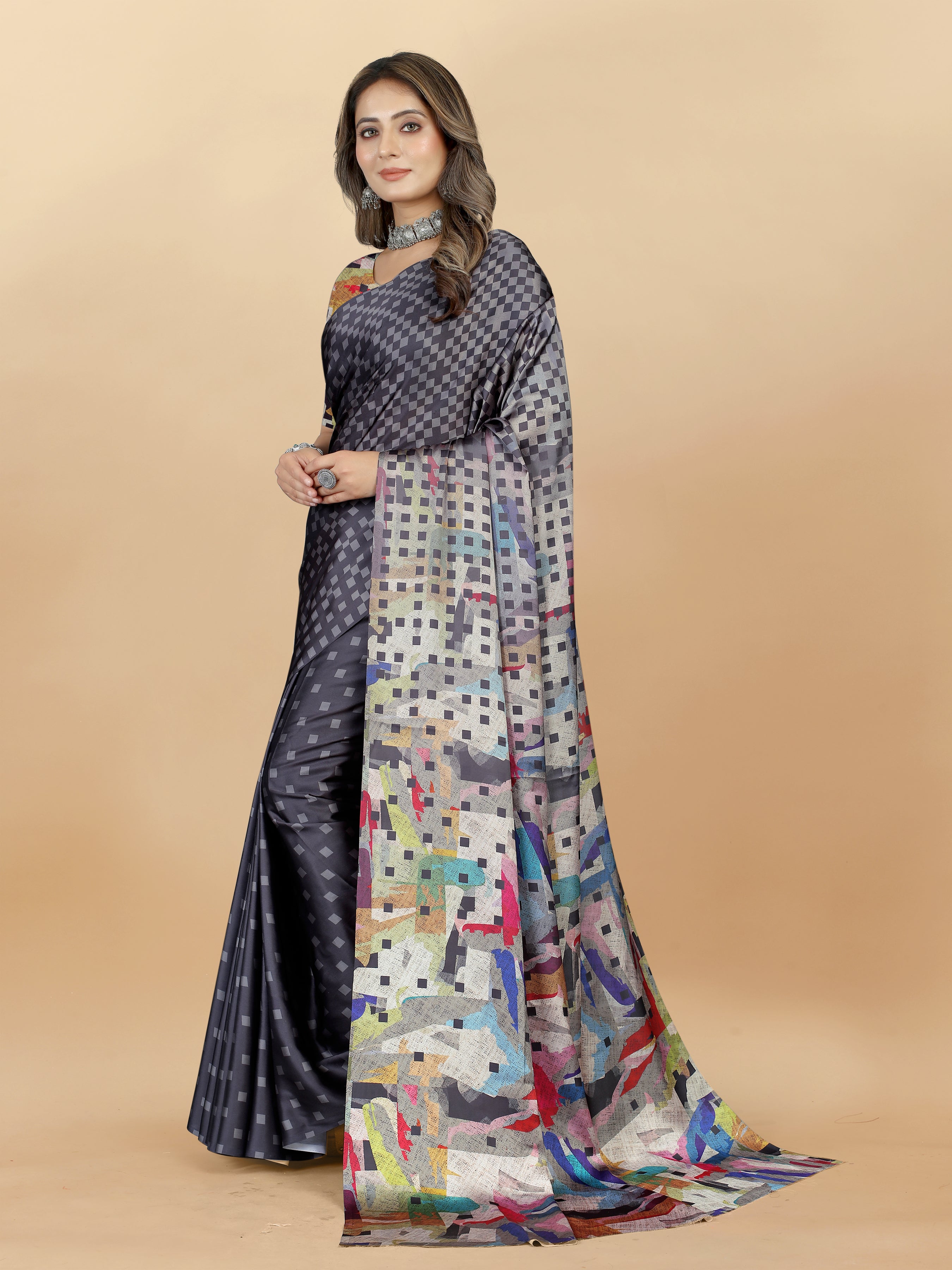 Vedant Vastram Digital Print Japan Satin Silk Party Wear Saree with Unstitched Blouse Piece - Grey