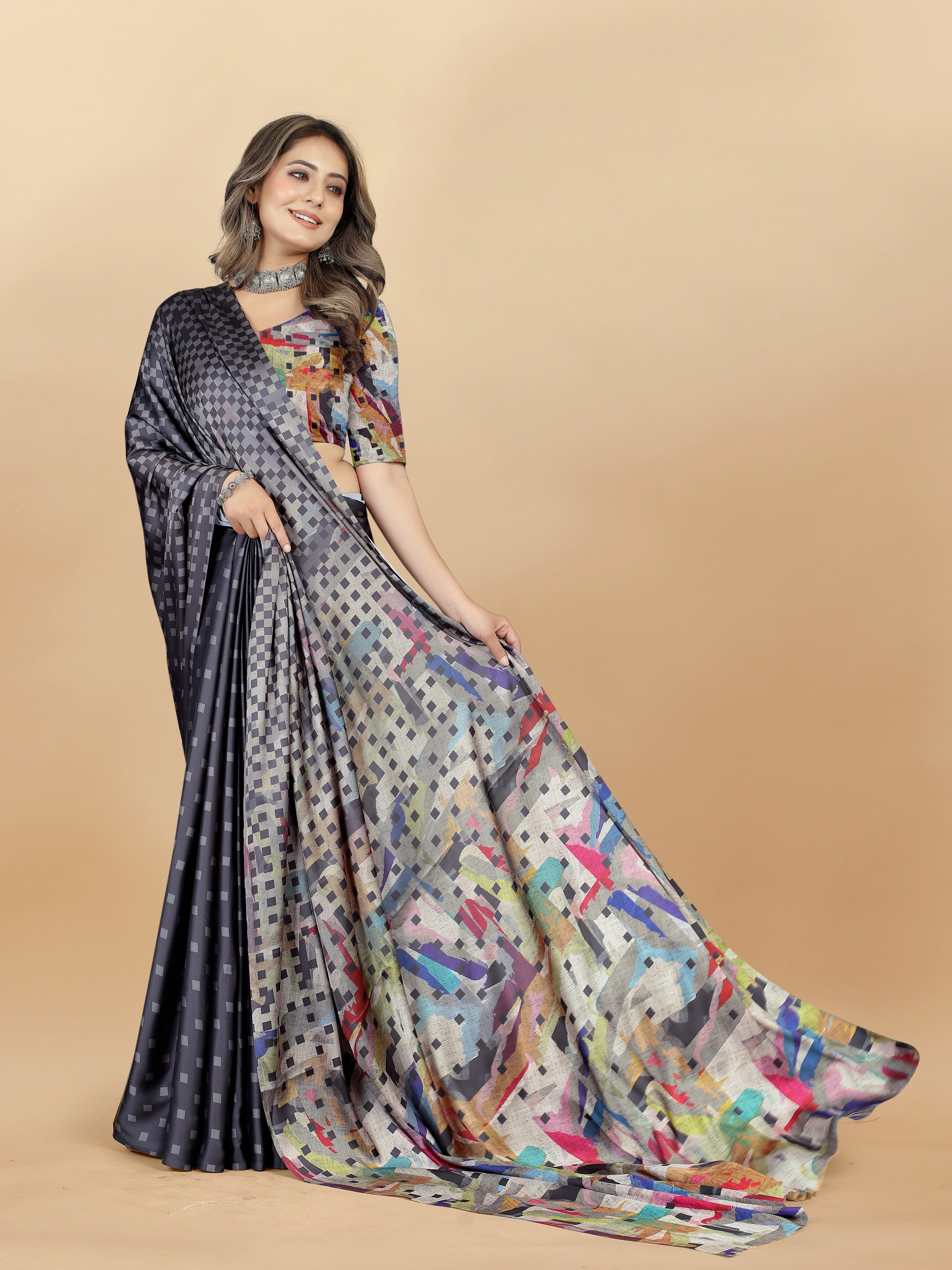 Vedant Vastram Digital Print Japan Satin Silk Party Wear Saree with Unstitched Blouse Piece - Grey