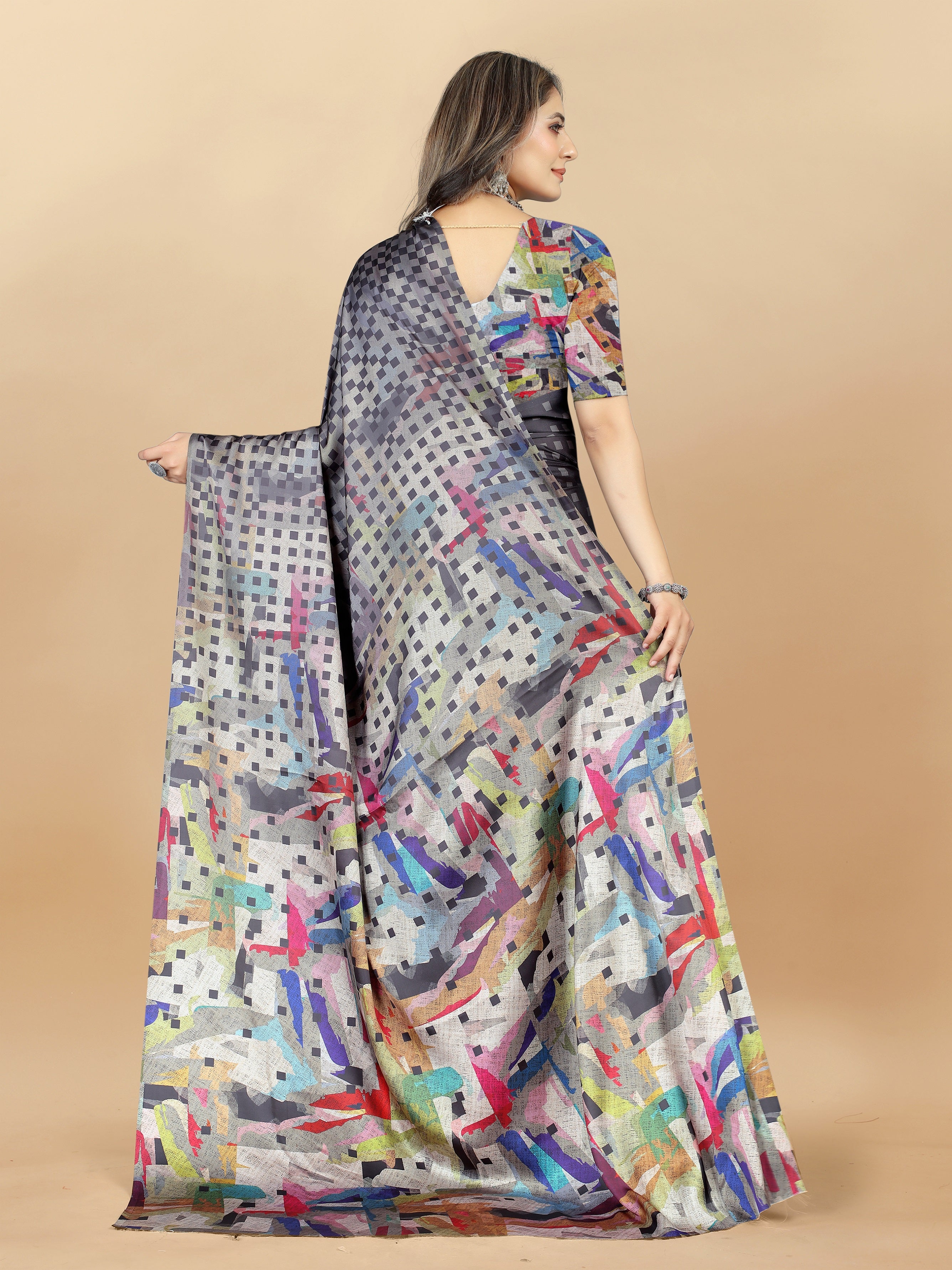 Vedant Vastram Digital Print Japan Satin Silk Party Wear Saree with Unstitched Blouse Piece - Grey