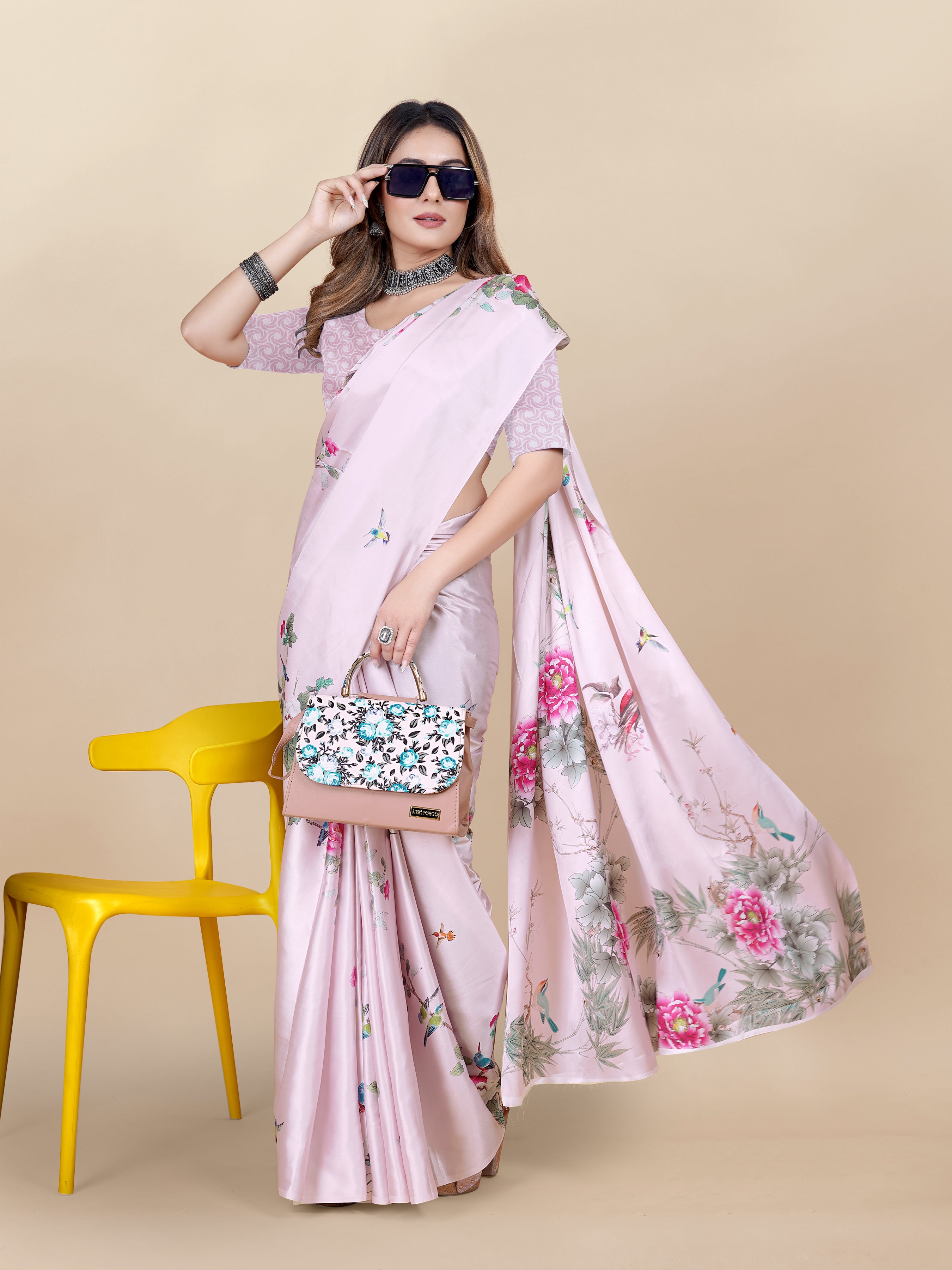 Vedant Vastram Digital Print Japan Satin Silk Party Wear Saree with Unstitched Blouse Piece - Pink