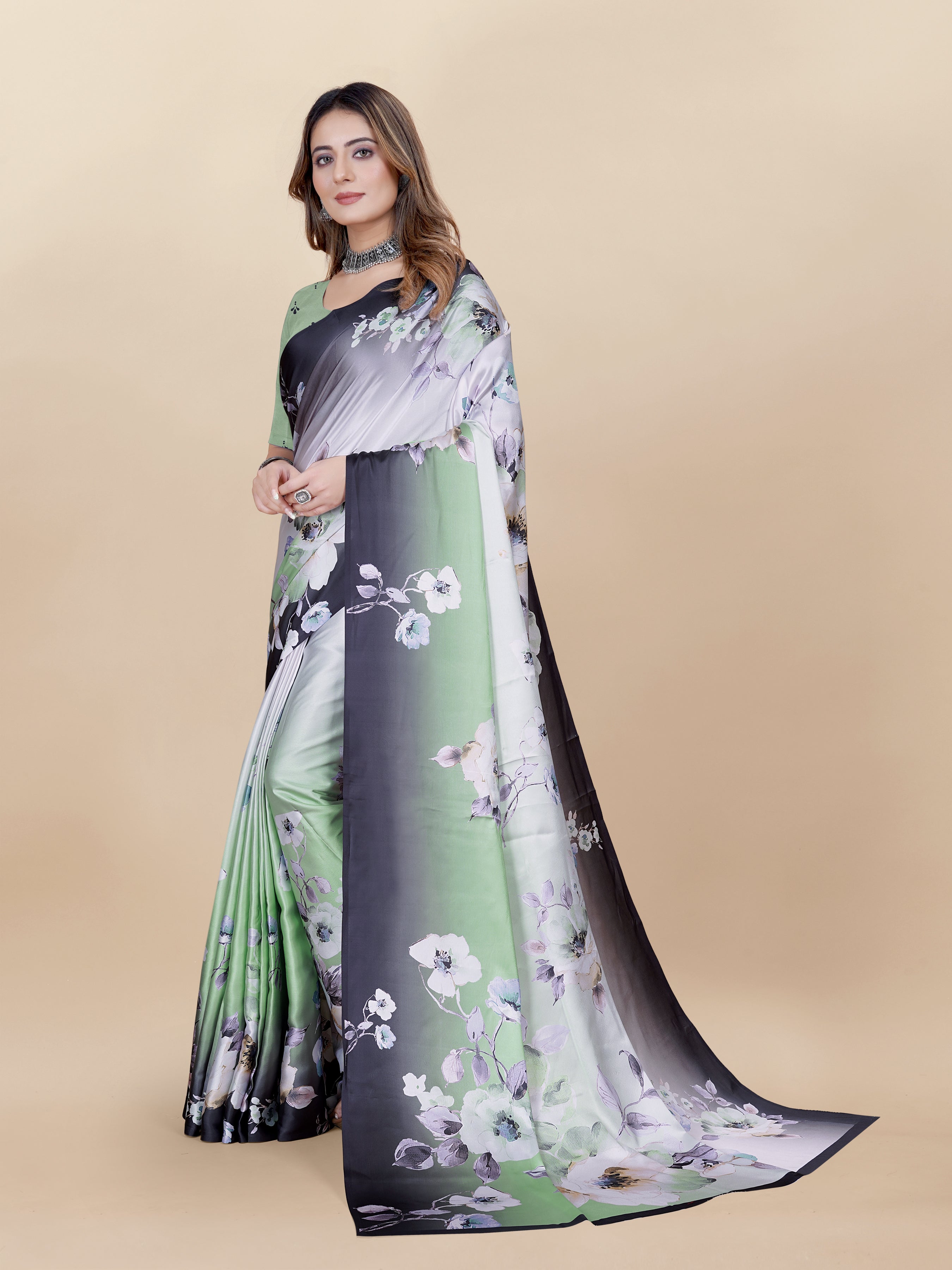 Vedant Vastram Digital Print Japan Satin Silk Party Wear Saree with Unstitched Blouse Piece - Green
