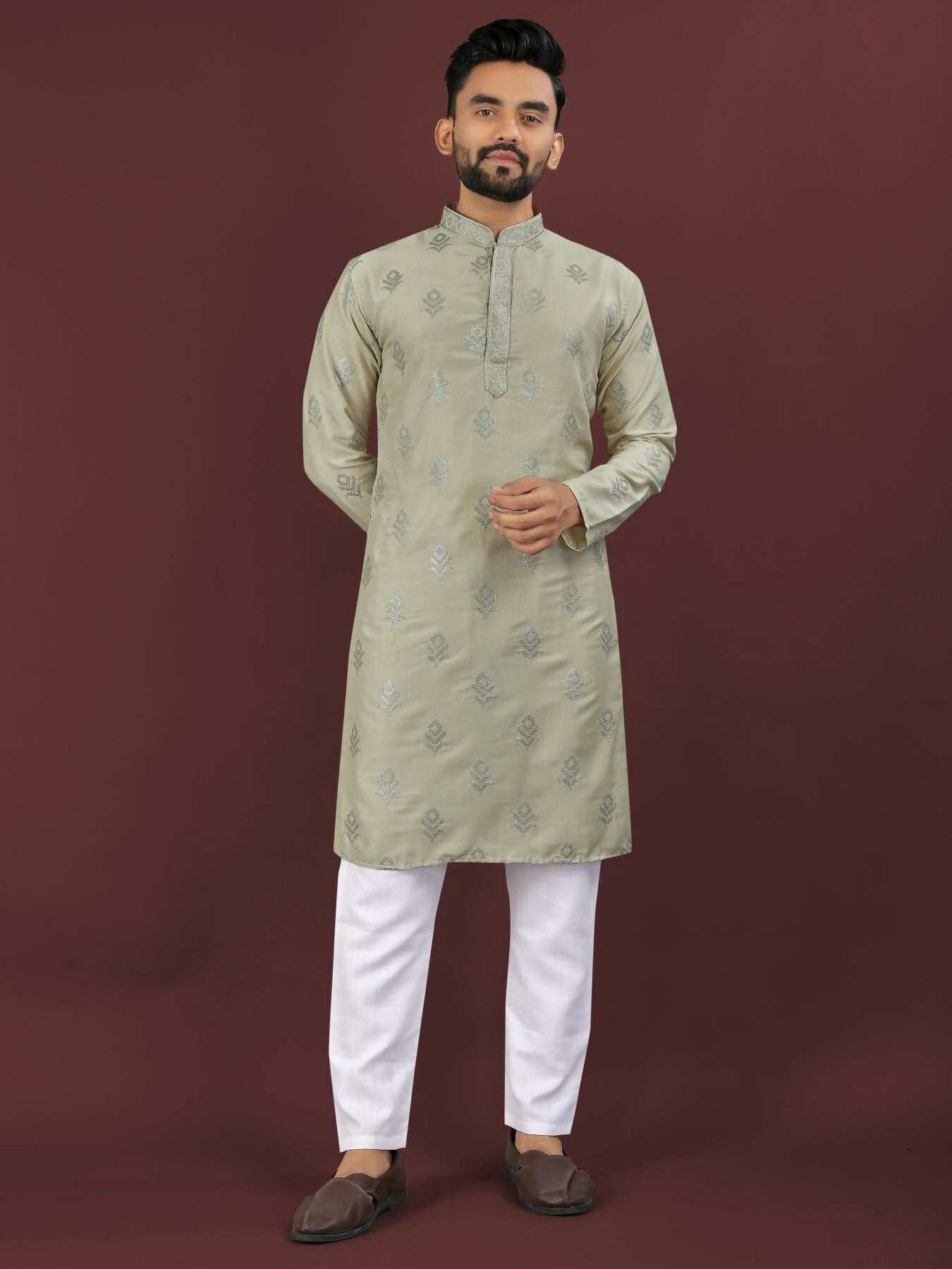 Anaita Green Embroidered Silk Straight Kurta