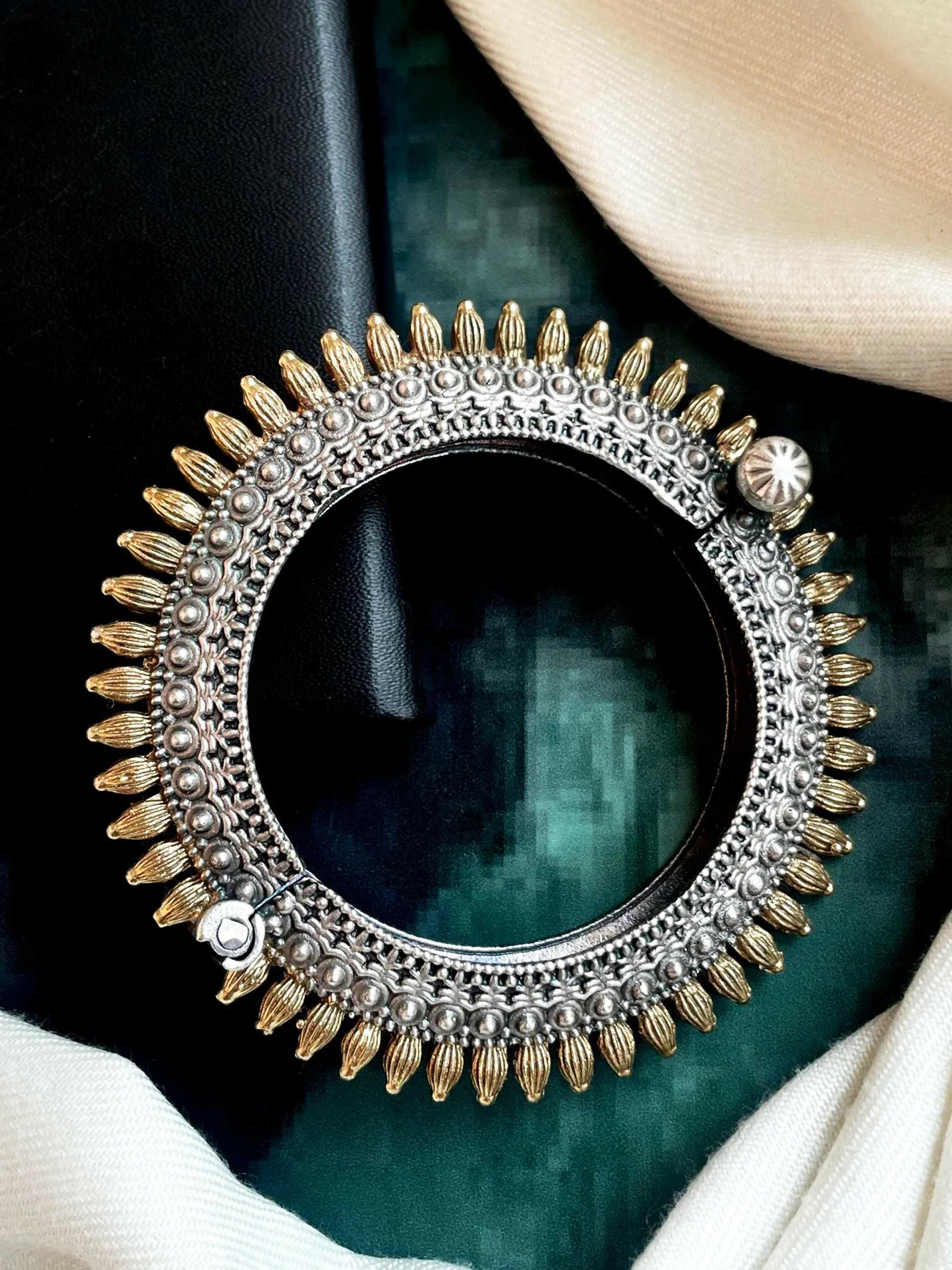 Joban Fashion Silver Brass Dual Tone Ethnic Antique Look Openable Kada - Distacart