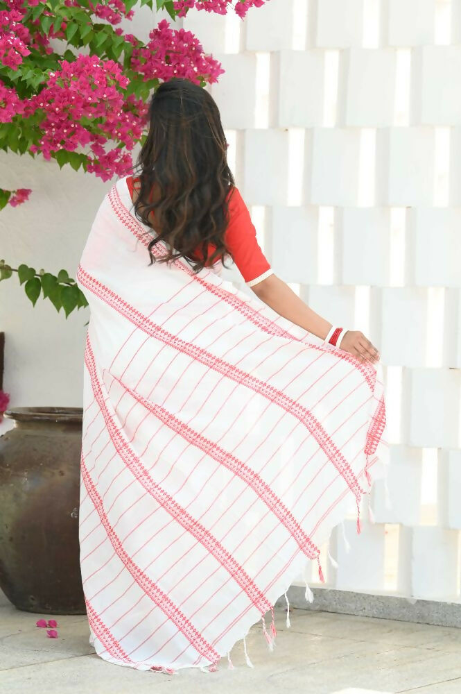 Beatitude White Cotton Handloom Saree