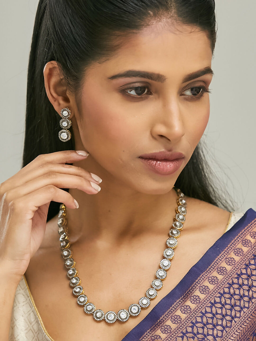 Nuyug 22K Gold-Plated Crystal Stone Studded Necklace Set