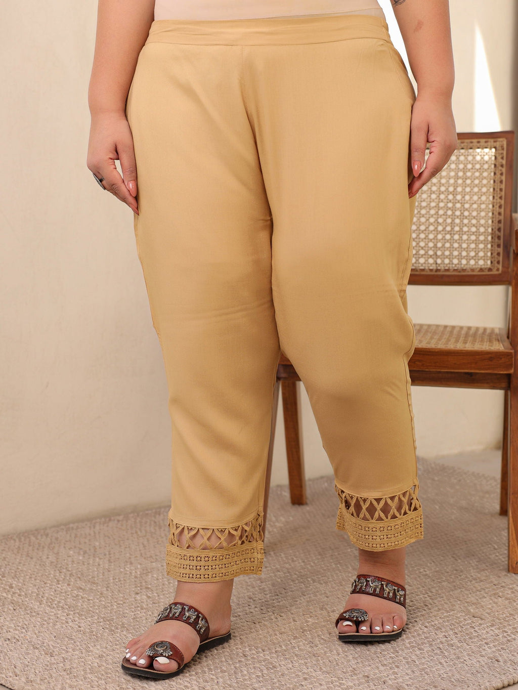 Juniper Gold Solid Rayon Ankle-Length Slim Fit Pants - Distacart