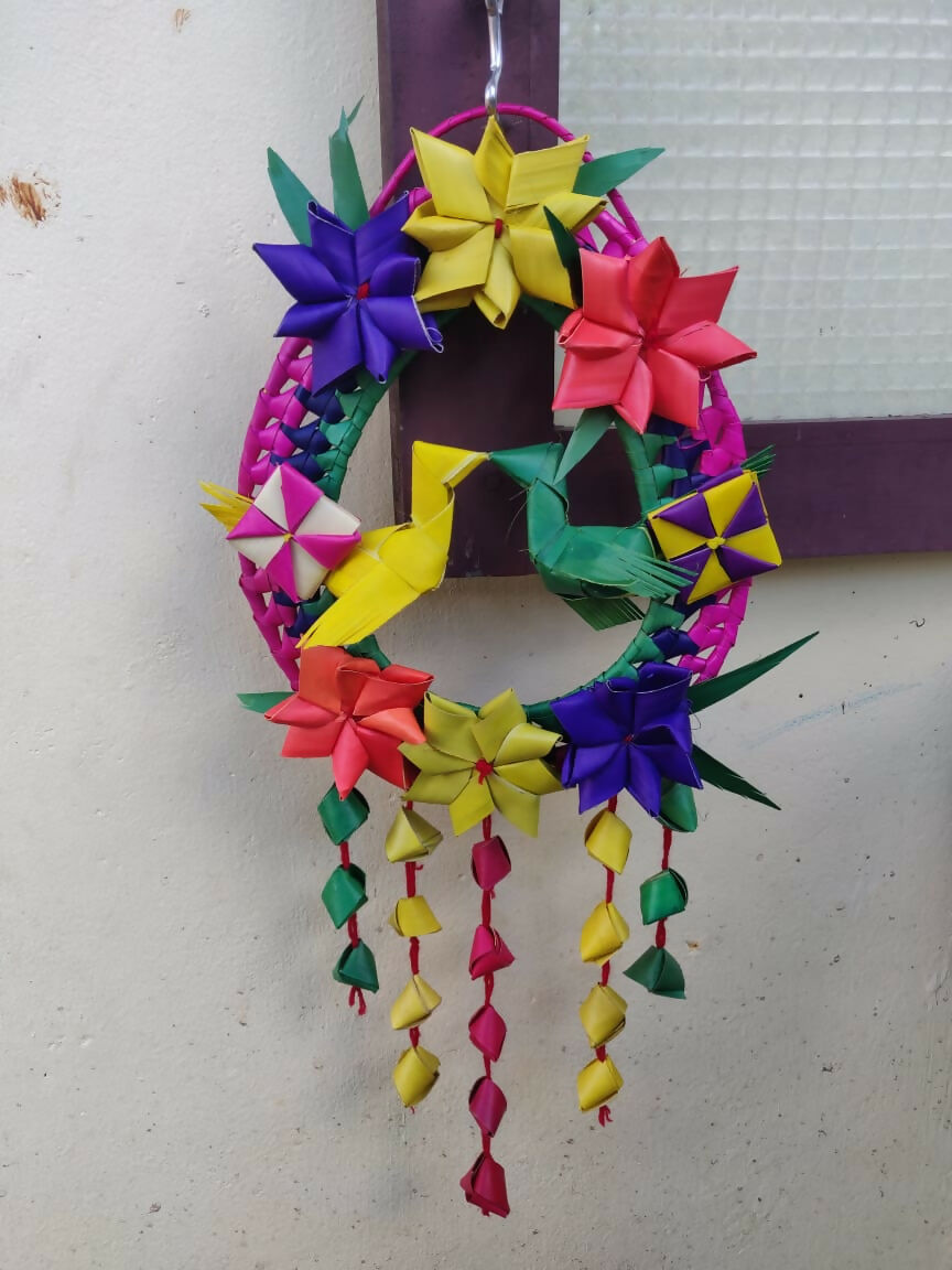 Shuddh Natural Hand Made Palm Leaf Double Parrot Wreath - Distacart