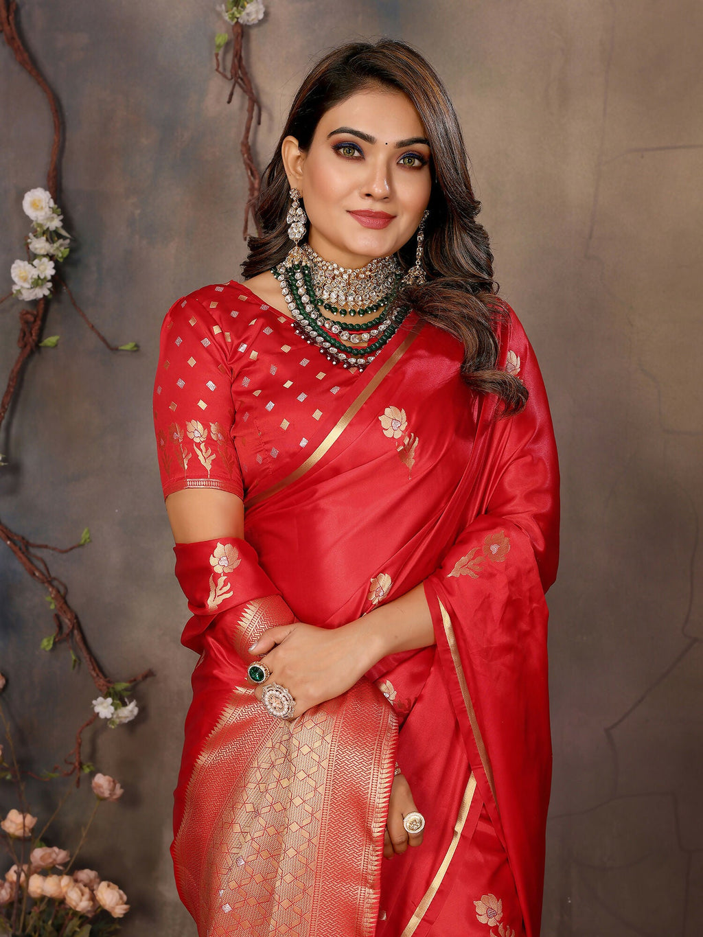 Joban Fashion Red Floral & Botanical Motifs Satin Silk Banarasi Silk Saree - Distacart
