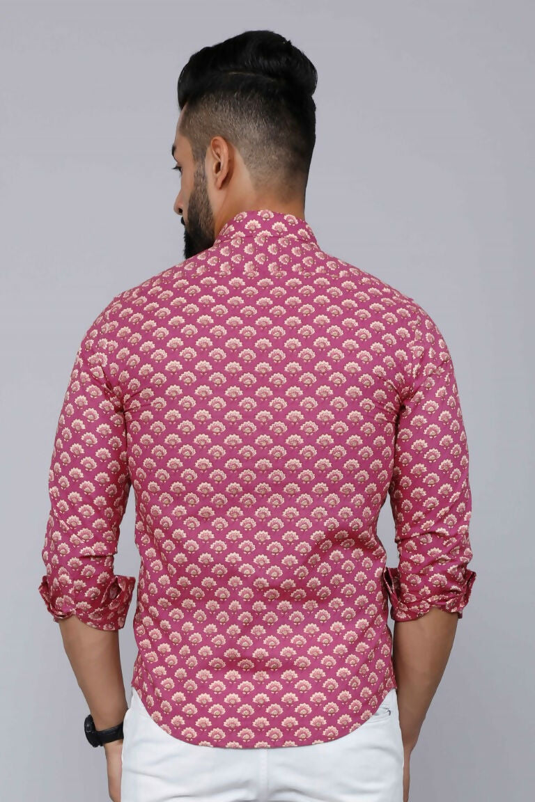 Miravan Men's Pink Regular Fit Floral Printed Cotton Casual Shirt