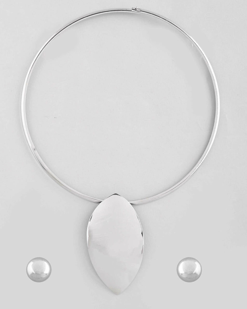 VOJ Silver Plated Western Hasli with Studs Earrings Set