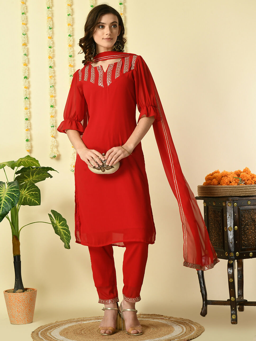 Myshka Women's Red Georgette Kurta & Trousers With Dupatta Party Sets