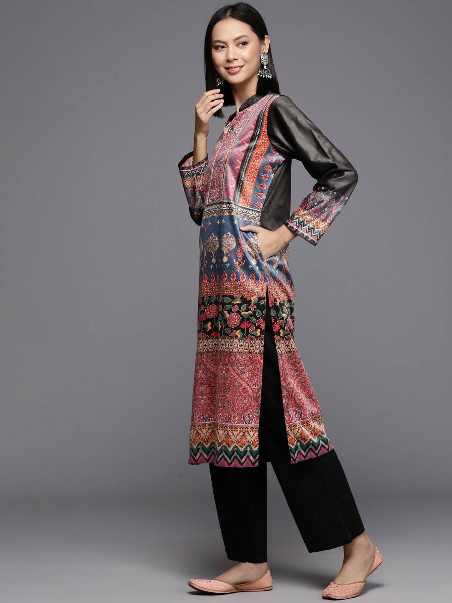 Ahalyaa Women's Traditional wear Kurta - Multi