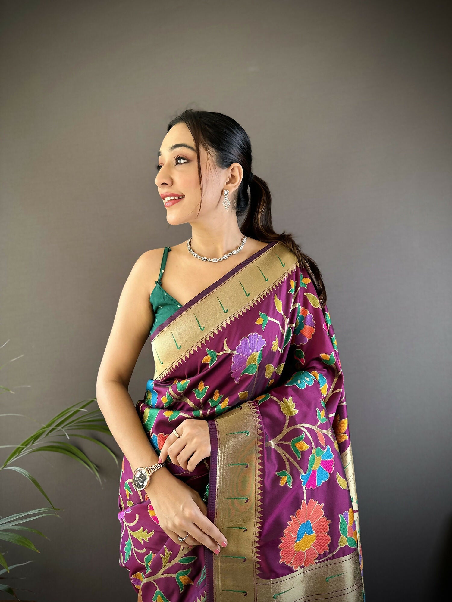 Joban Fashion Wine Zari Woven Floral Motifs Soft Silk Paithani Silk Saree - Distacart