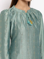 Myshka Women's Green Silk Solid Full Sleeve Round Neck Casual Kurta
