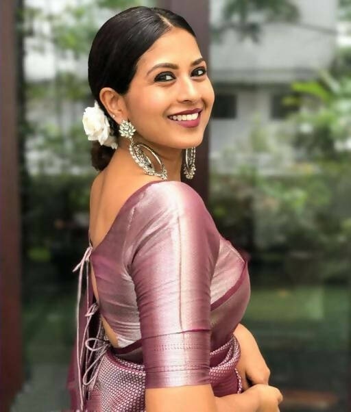 DEIANA'S Beautiful Designer Golden zari Soft Lichi Silk Saree - Maroon