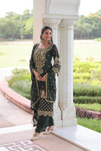 Prazu Fashion Dark Green Georgette Embroidered Designer Salwar Suit - Distacart