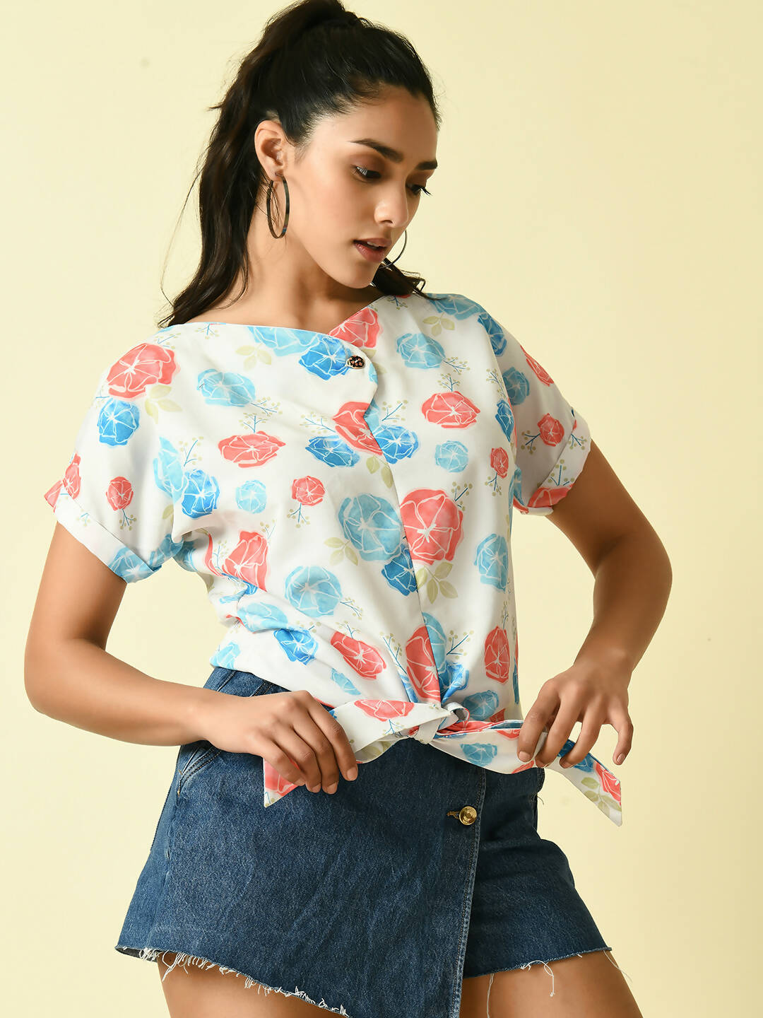 Myshka Women's White Floral Printed Top
