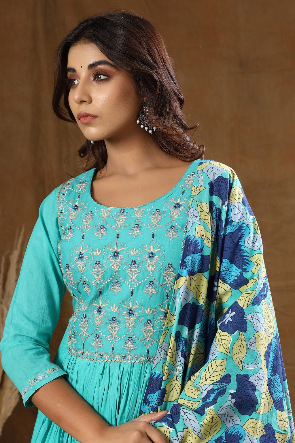 Kaajh Women's Turquoise Floral Print Anarkali Suit Set - Distacart