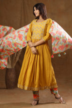 Kaajh Women's Yellow Floral Print Anarkali Suit Set - Distacart