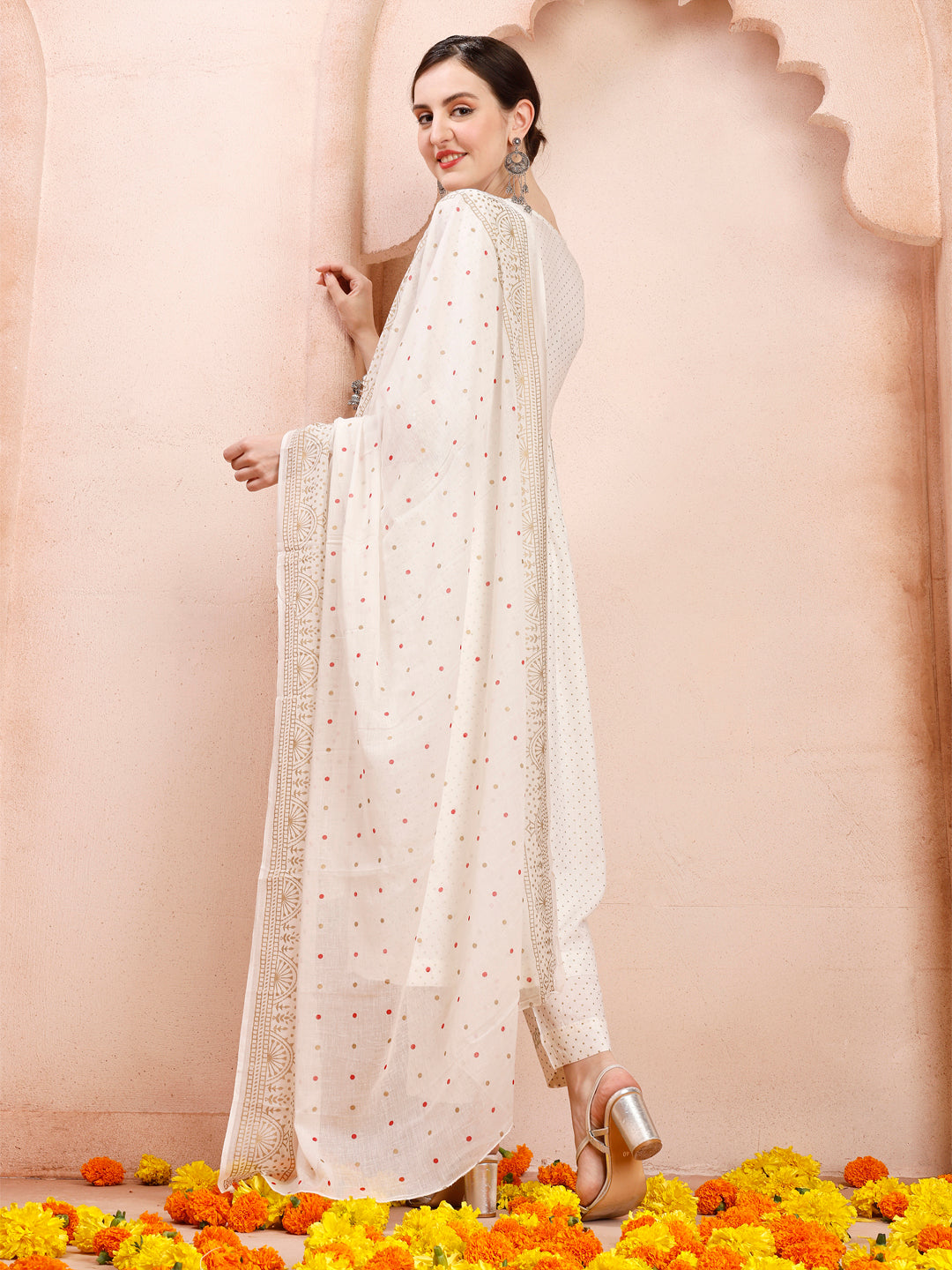 Nayra Cut Embroidered Kurta With Pant And Dupatta Set, Multicolor - Hiral Fashion - Distacart