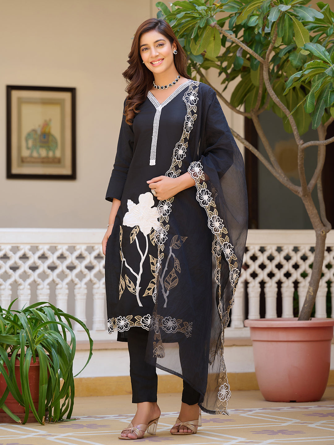 Embroidered Kurta With Pant & Embroidered Cut Work Organza Dupatta, Black - Hiral Fashion - Distacart