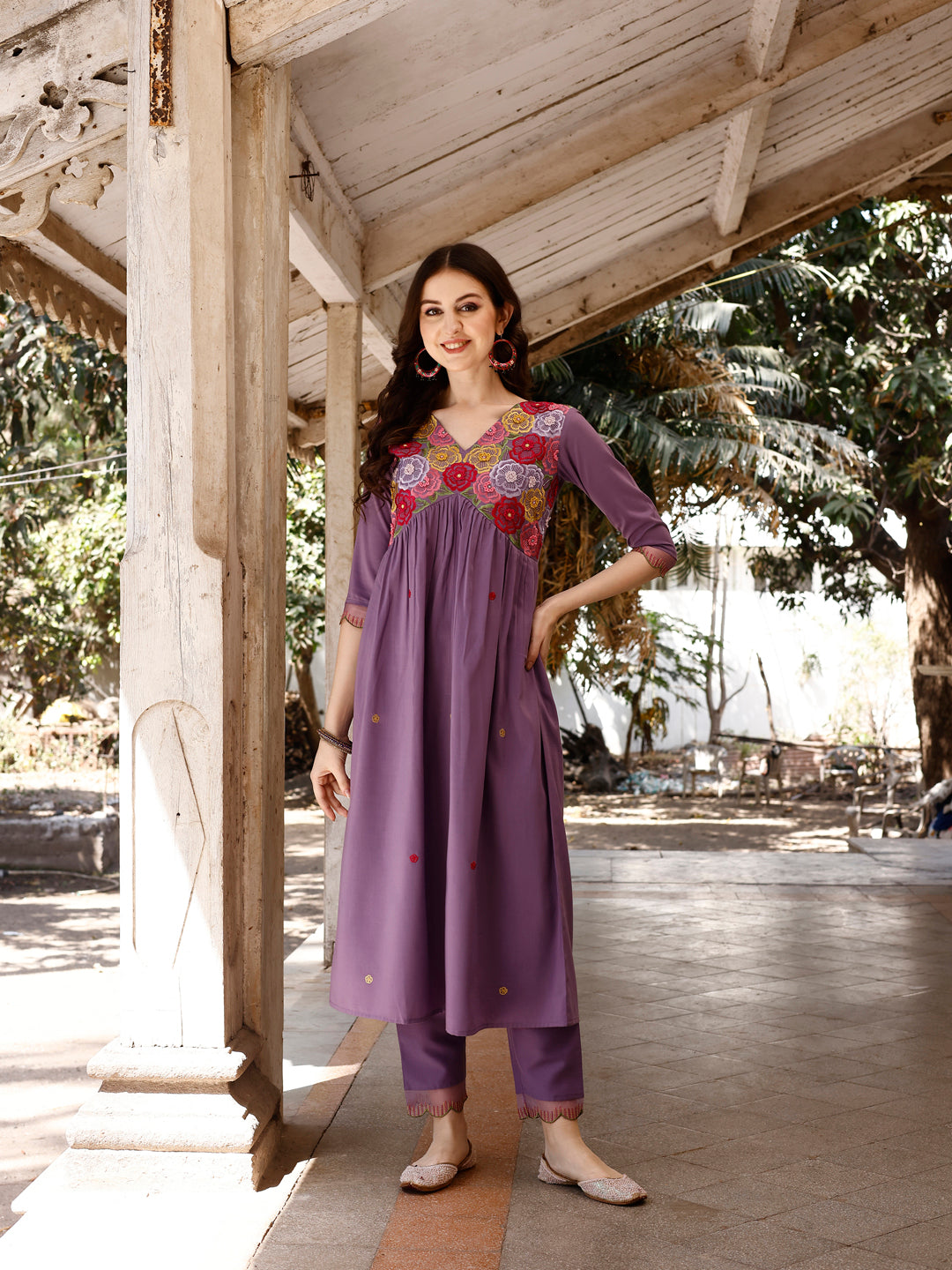 Alia Cut Hand Embroidered & Floral Embroidered Kurta With Pant & Organza Embroidered Dupatta Luxury Premium, Lavender - Hiral Fashion - Distacart