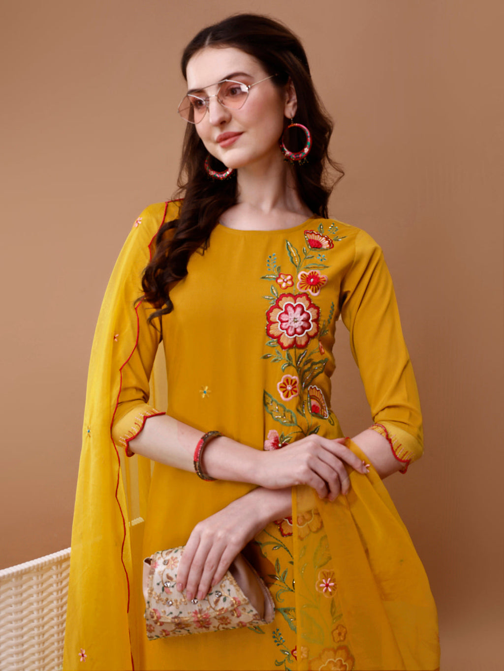 Hand Embroidered Kurta With Pant & Embroidered Organza Dupatta, Multicolor - Hiral Fashion - Distacart