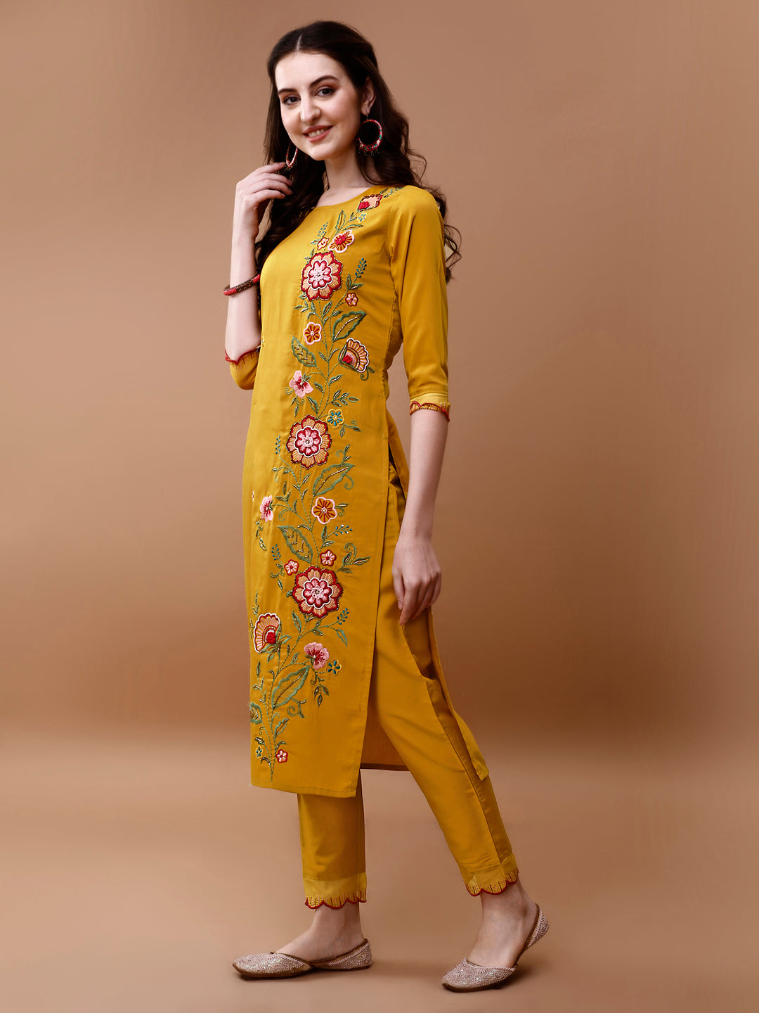 Hand Embroidered Kurta With Pant & Embroidered Organza Dupatta, Multicolor - Hiral Fashion - Distacart