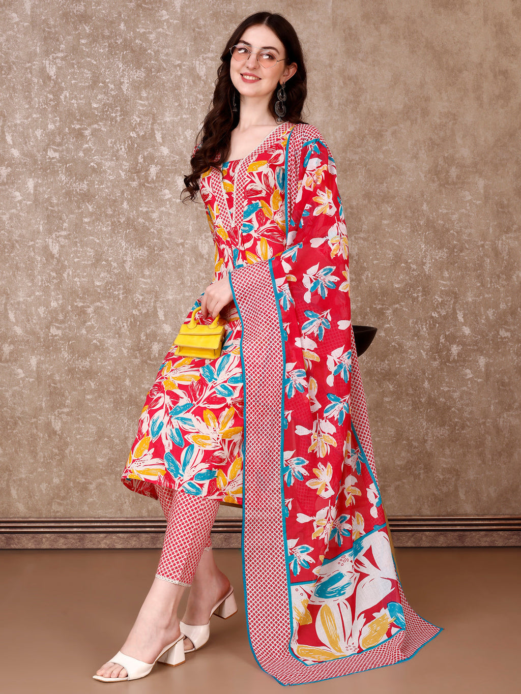 Floral Printed Cotton Kurta With Pant & Dupatta, Pink - Hiral Fashion