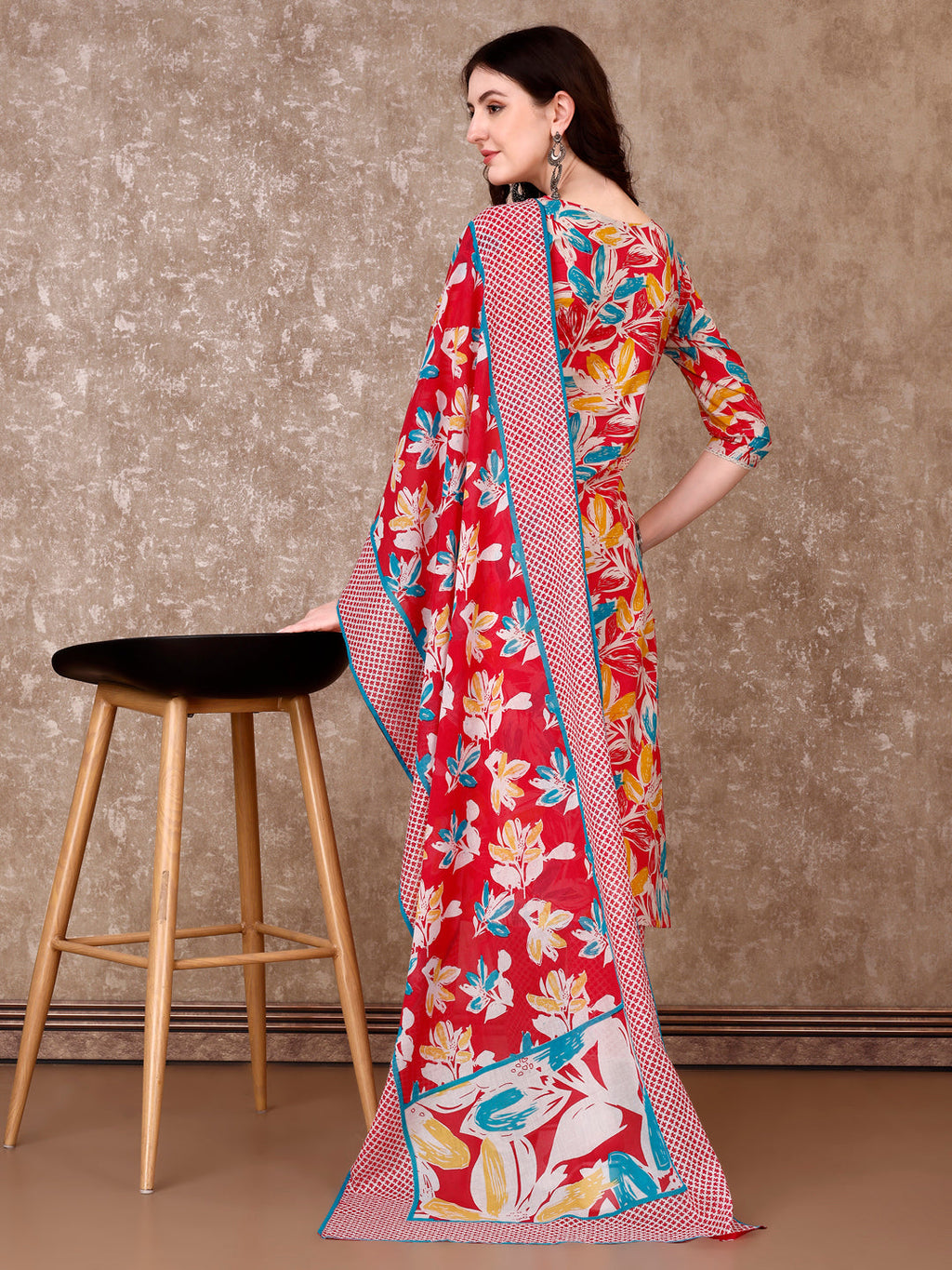 Floral Printed Cotton Kurta With Pant & Dupatta, Pink - Hiral Fashion