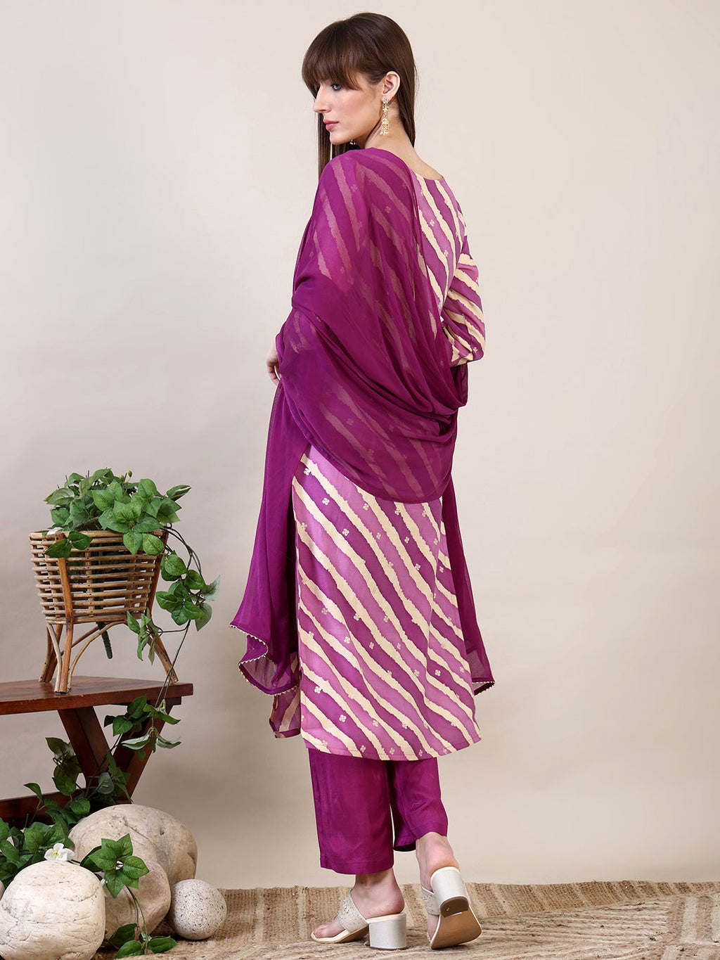 Leheriya Printed & Applique Embroidered Kurta With Pant & Dupatta, Pink - Hiral Fashion - Distacart