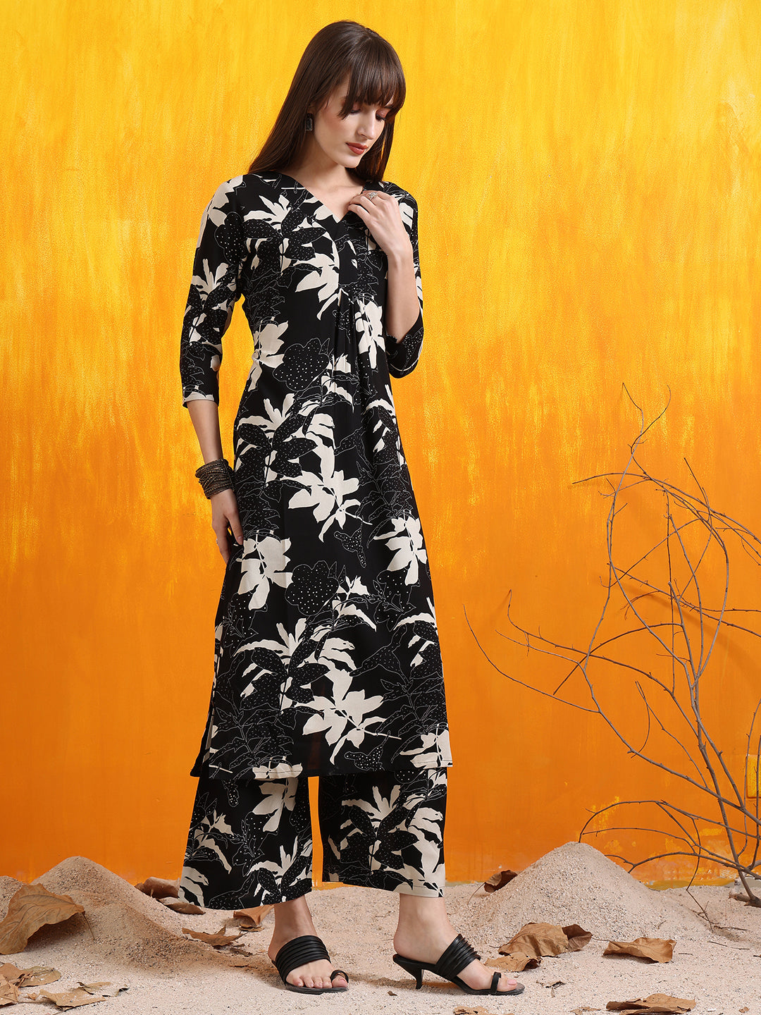 Floral Printed Co-Ords, Black - Hiral Fashion - Distacart