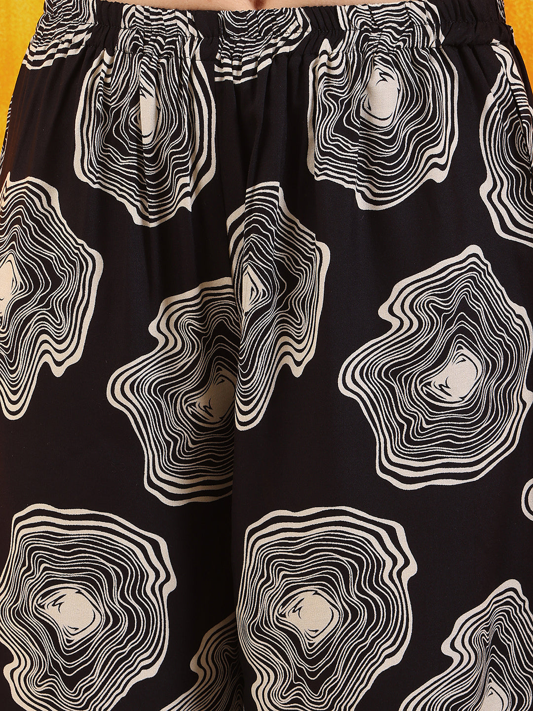 Embroidered & Floral Printed Kurta With Palazzo Co-Ords Set, Black - Hiral Fashion - Distacart