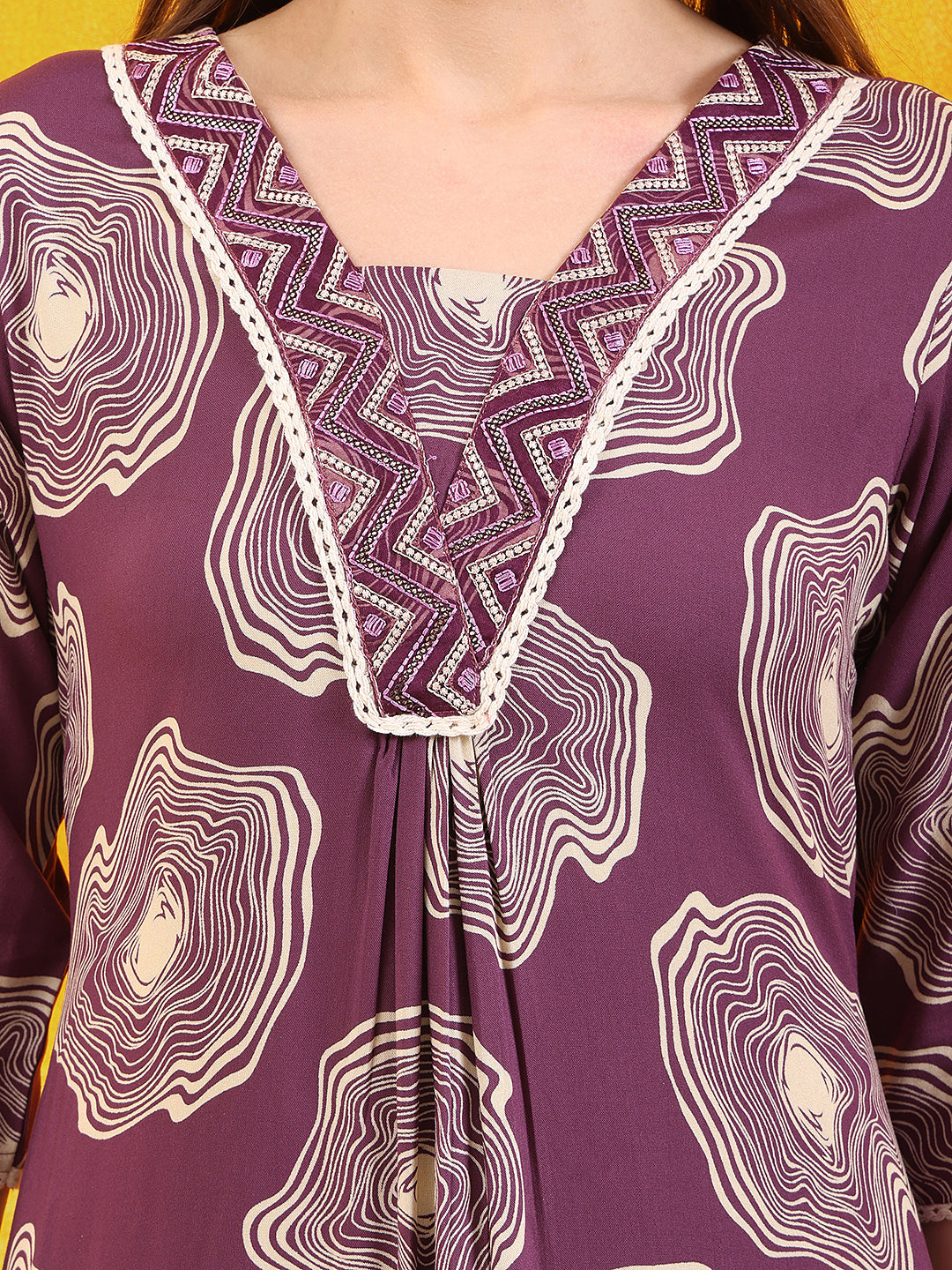 Embroidered & Floral Printed Kurta With Palazzo Co-Ords Set, Lavender - Hiral Fashion - Distacart