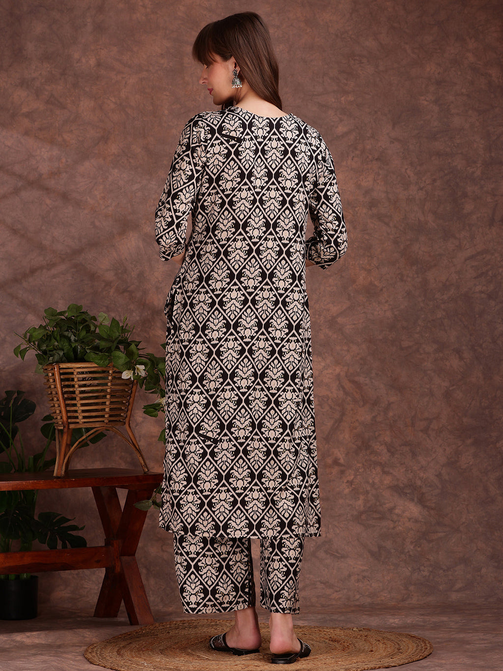 Ethnic Motifs Printed Lace Detailing Kurta And Palazzo, Black - Hiral Fashion - Distacart