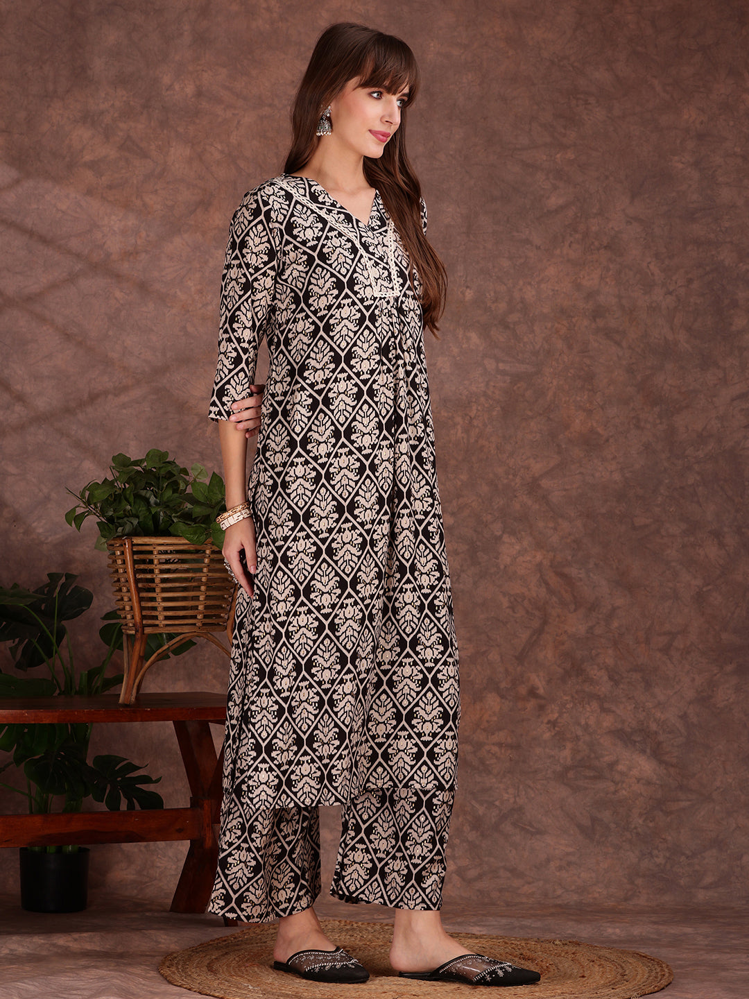 Ethnic Motifs Printed Lace Detailing Kurta And Palazzo, Black - Hiral Fashion - Distacart