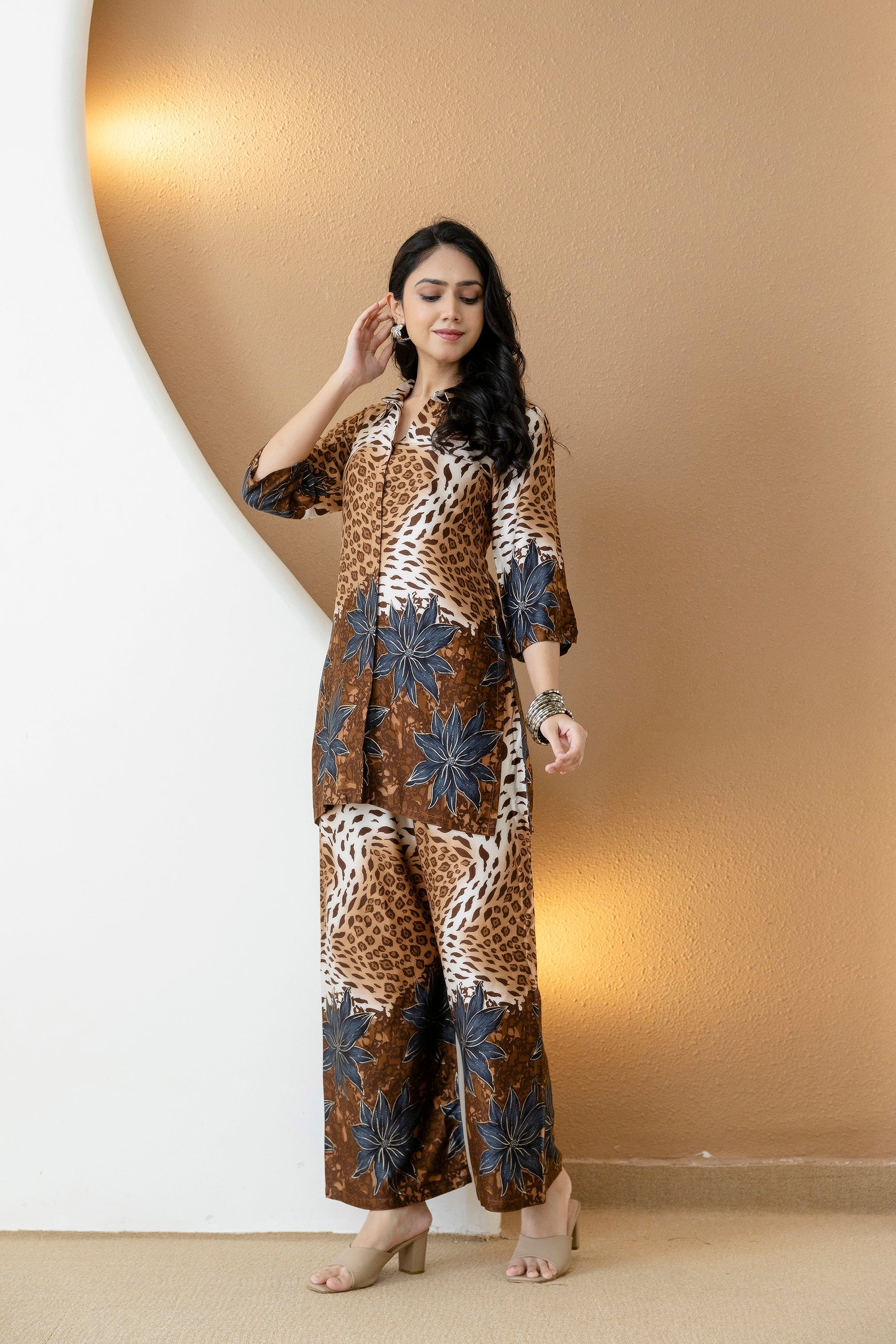 Animal & Floral Motifs Printed Ethnic Co-Ord Set, Brown - Hiral Fashion - Distacart
